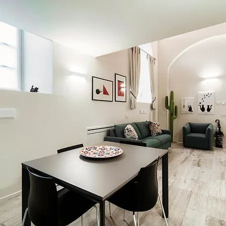Palazzo Diaz - By Myhomeincomo דירה *